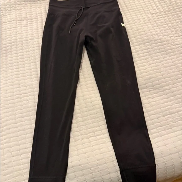 Vuori Leggings, worn once, size large - Picture 3 of 7